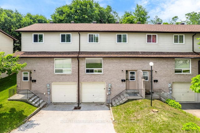 10 - 1095 Mississaga Street