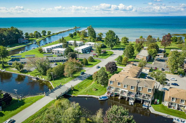 Unit 5 - 4 Paradise Boulevard