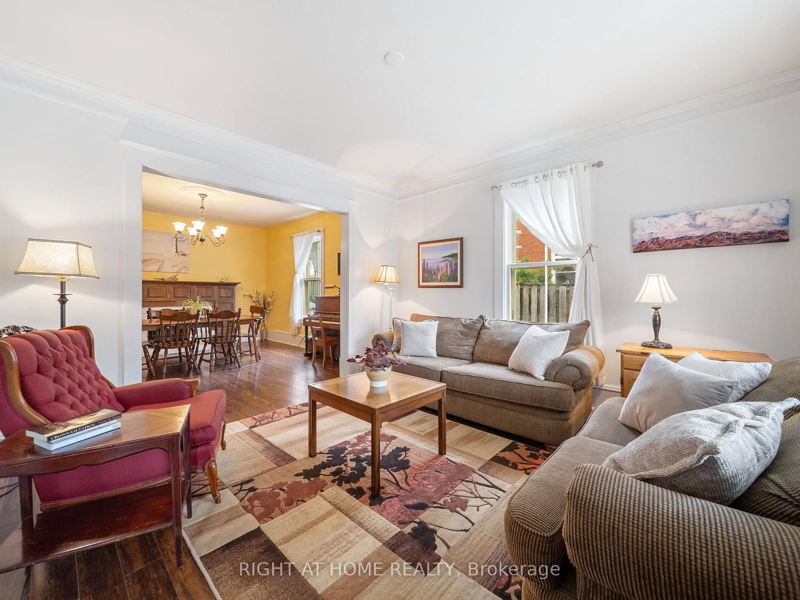 Listing Image 7