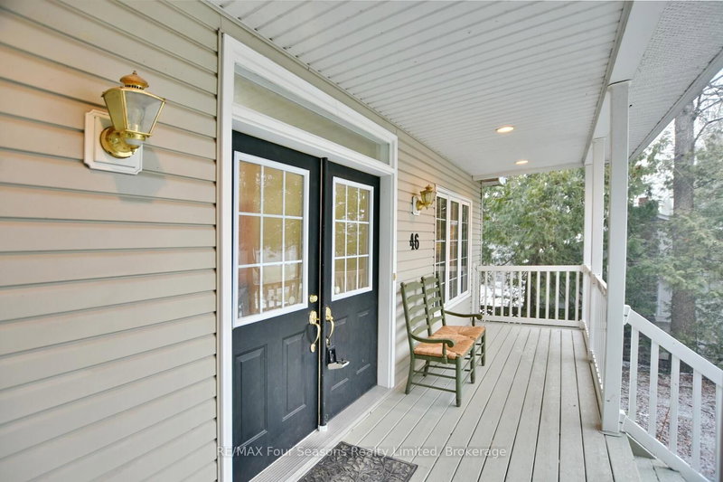 46 William Ave, Wasaga Beach, L9Z 2X3 | Image 2