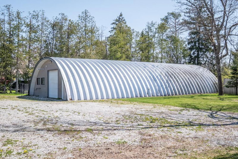 112 Lakeshore Rd W, Oro-Medonte, L0L 2E0 | Image 3