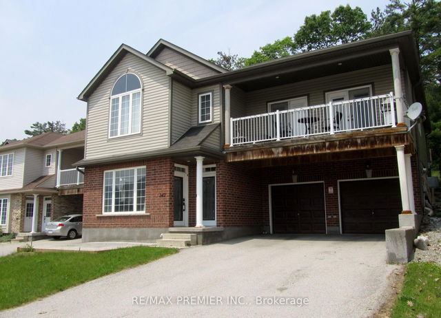 Unit B - 342 Edgehill Drive
