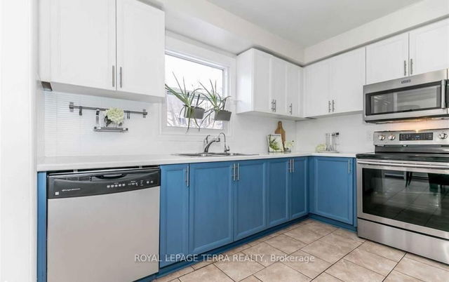 44 Carruthers Crescent