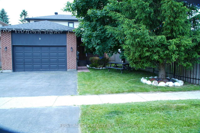9 Rosenfeld Drive