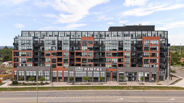 720 - PH 681 YONGE Street