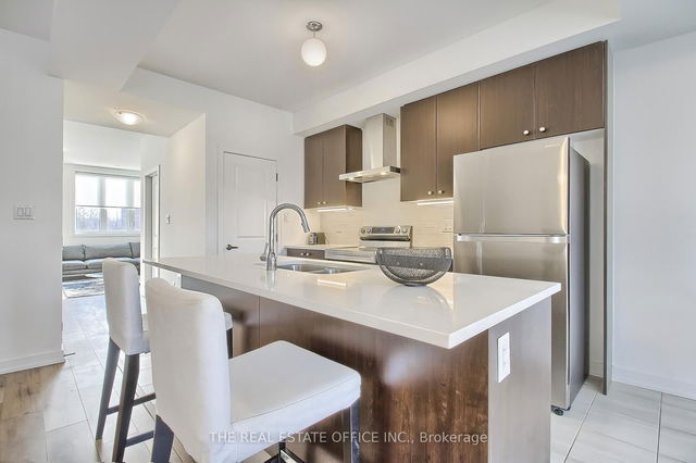 40 Blue Forest Crescent