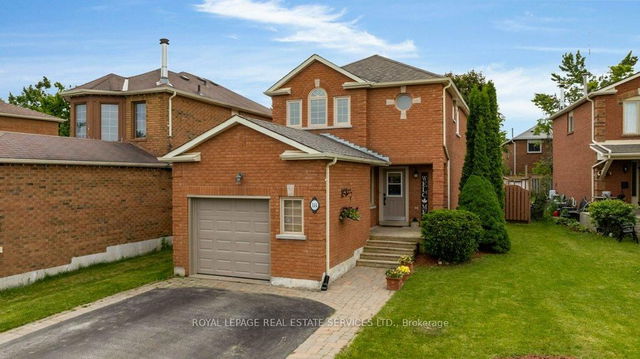 18 Weatherup Crescent