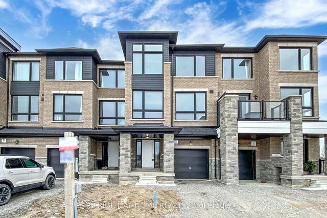 68 Blue Forest Crescent