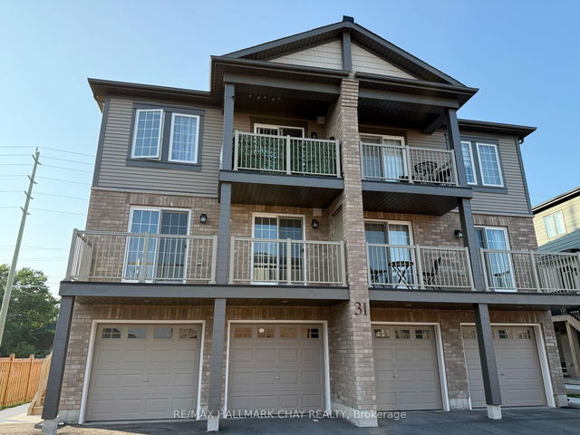 2 - 31 Pumpkin Corner Crescent