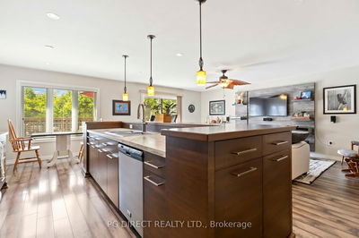 99 James St, Orillia - Orillia image-0-3