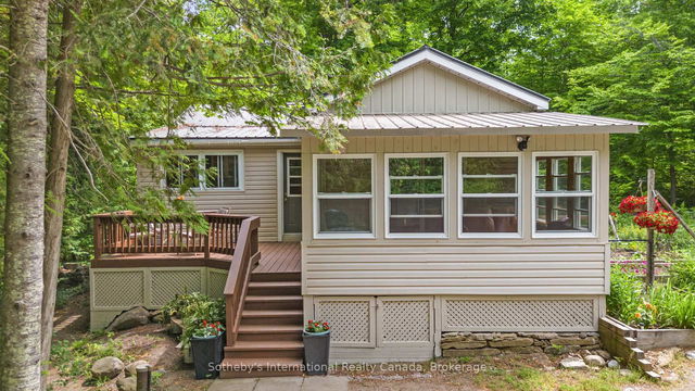 31 Meadows Avenue