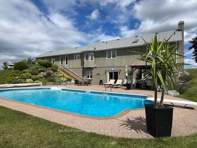 2332 Centre Line Road