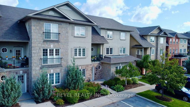 11 - 53 Ferndale Drive S