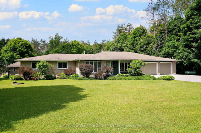 1138 Old Second Road N