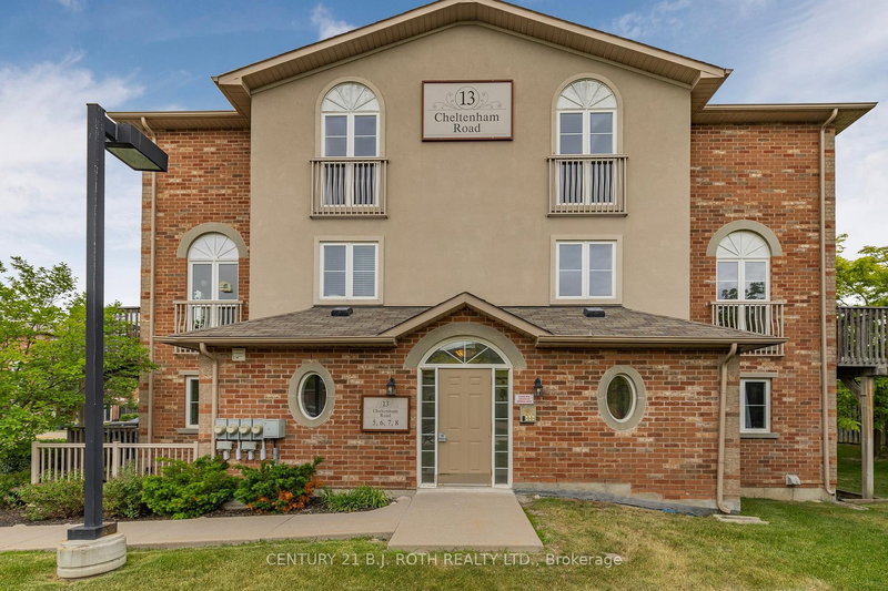 7 - 13 Cheltenham Rd, Barrie, L4M 0E7 | Image 3