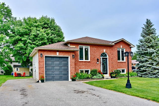 30 Acorn Crescent