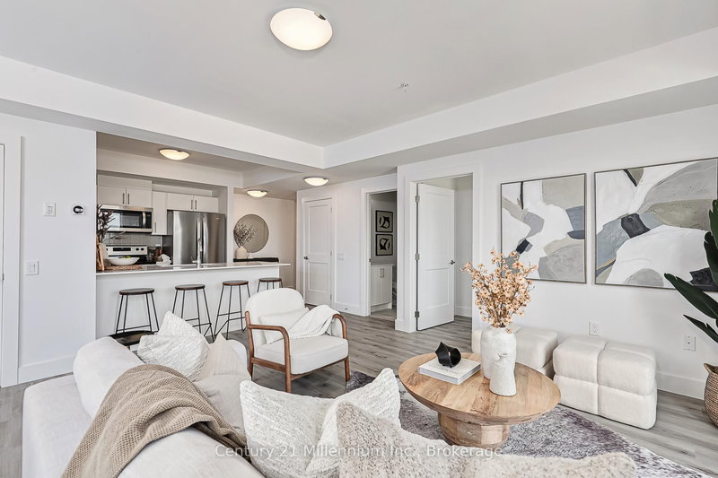 324 - 4 Kimberly Lane, Collingwood, L9Y 5T6 | Image 2