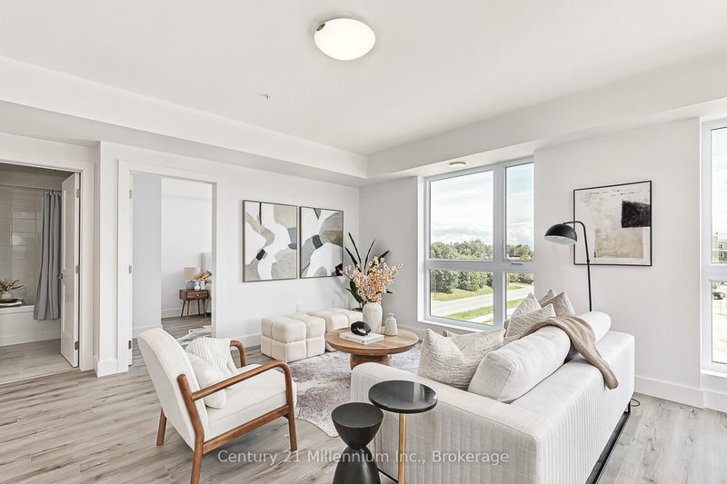 324 - 4 Kimberly Lane, Collingwood, L9Y 5T6 | Image 3