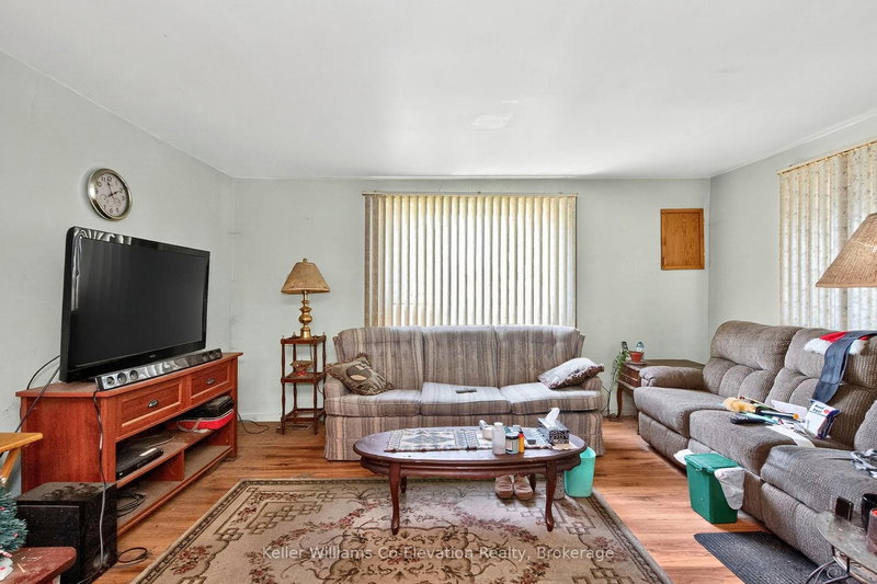 117 Fox St, Penetanguishene, L9M 1E2 | Image 3