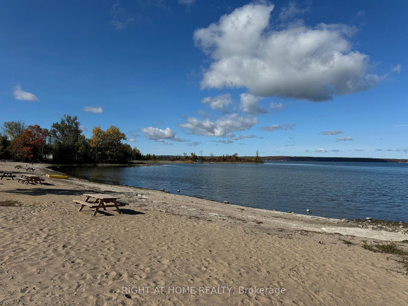 136 Limestone Rd, Tay, L0K 1R0 | Image 3