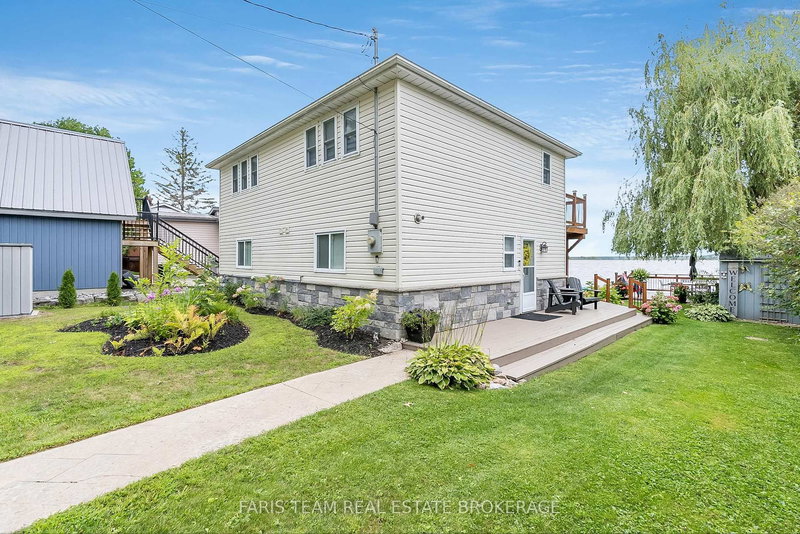 282 Robins Point Rd, Tay, L0K 2A0 | Image 3