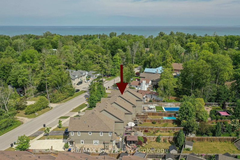 121 45th St N, Wasaga Beach, L9Z 1Z4 | Image 2