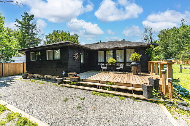 156 Woodlands Avenue
