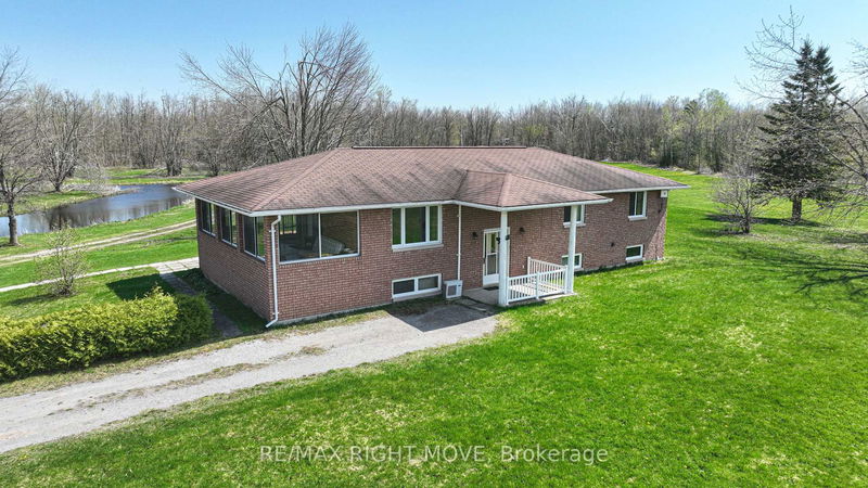 2723 Monck Rd, Ramara - Rural Ramara image-0-0