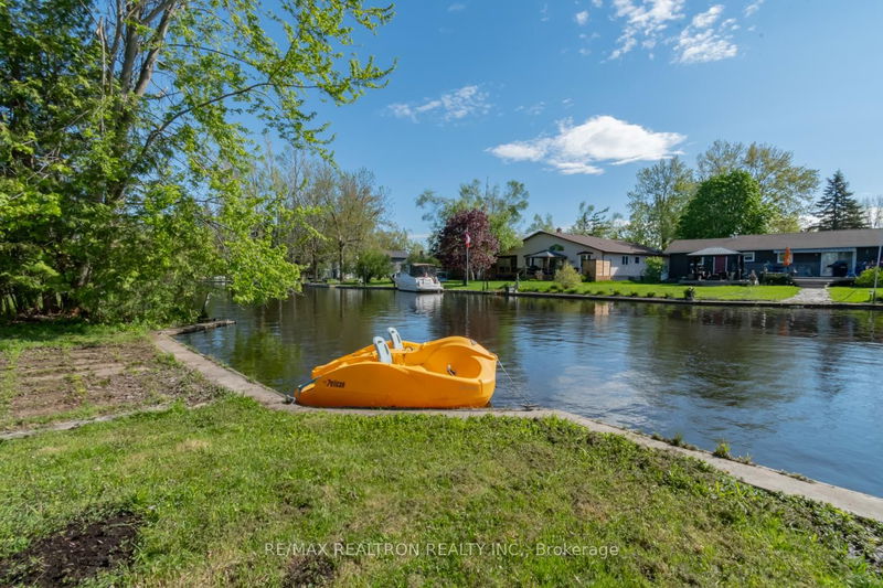 31 Lake Ave, Ramara - Rural Ramara image-0-0