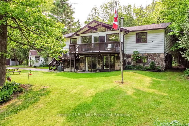 1755 Twin Oaks Crescent