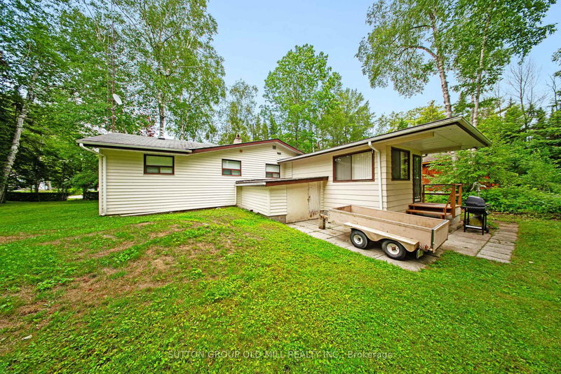 42 55th St S, Wasaga Beach, L9Z 1W9 | Image 2