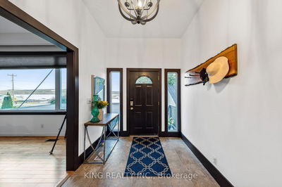 602 CHAMPLAIN Rd, Tiny - Rural Tiny image-0-4