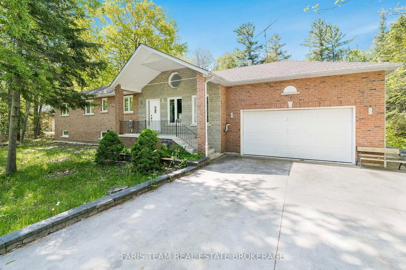 64 Nadia Cres, Tiny - Rural Tiny image-0-0