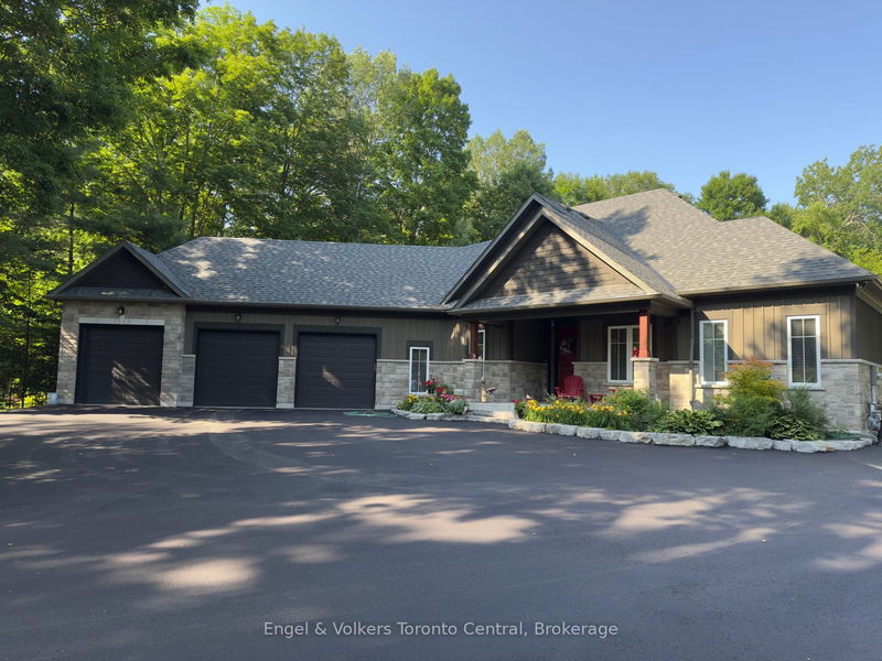 81 Spruce St, Tiny - Rural Tiny image-0-0