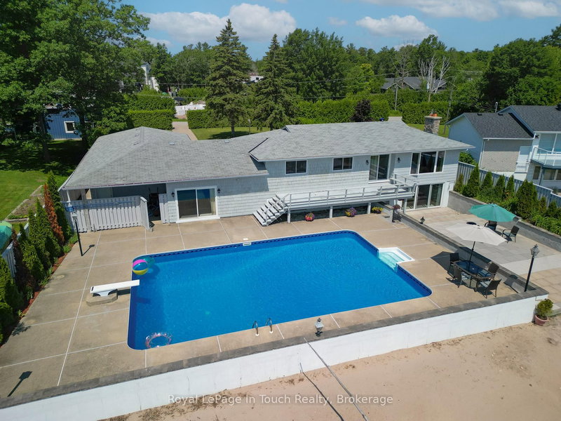 1420 Tiny Beaches Rd N, Tiny, L9M 0H3 | Image 3