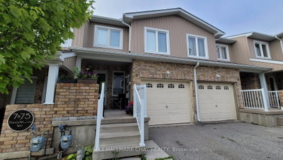 Townhouse sold at 9-75 Prince William Way, Barrie, Ontario, L4N 0Y9 - Innis-Shore - MLS: S12280691