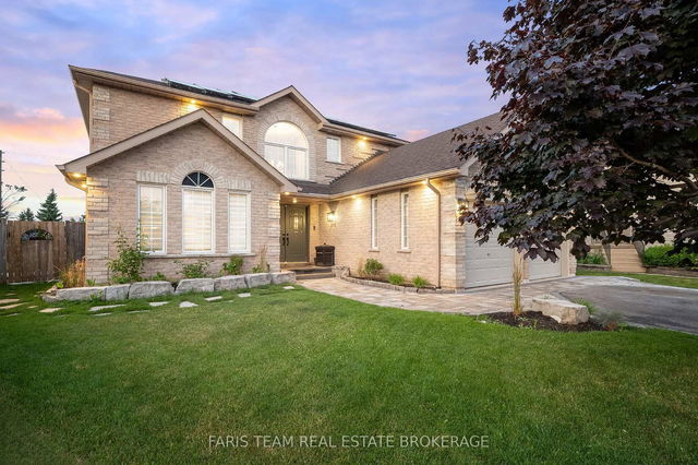 47 Lang Drive