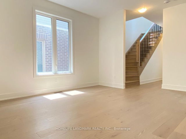 32 West Oak Trail