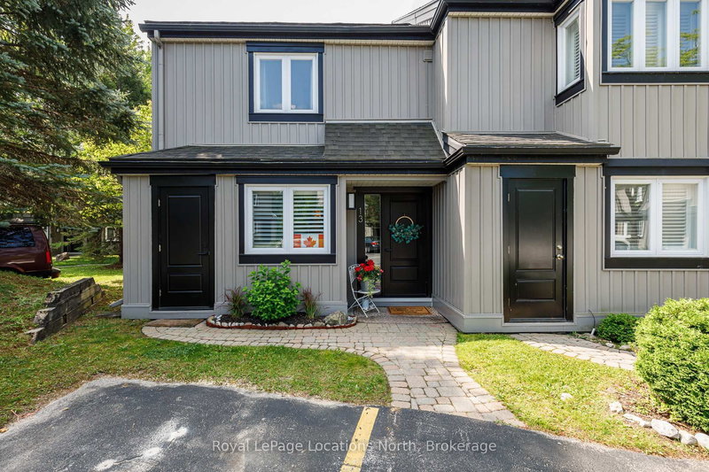 13 - 5 Harbour St E, Collingwood, L9Y 5C5 | Image 2