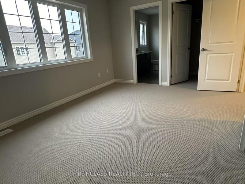 279 Springfield Cres, Clearview, L0M 1S0 | Image 2