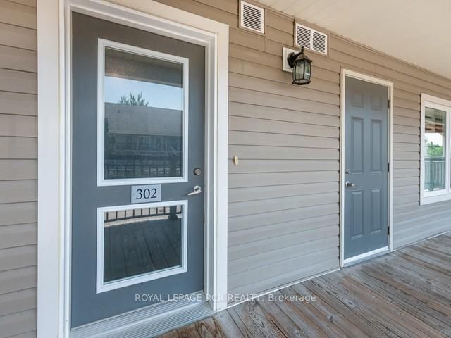 302 - 3 Brandy Lane Dr, Collingwood, L9Y 0X4 | Image 3