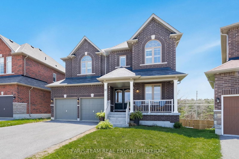 37 Muirfield Dr, Barrie, L4N 6J9 | Image 2