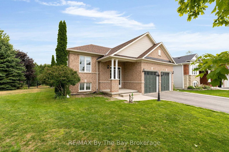35 Northwood Dr, Wasaga Beach, L9Z 3B1 | Image 3