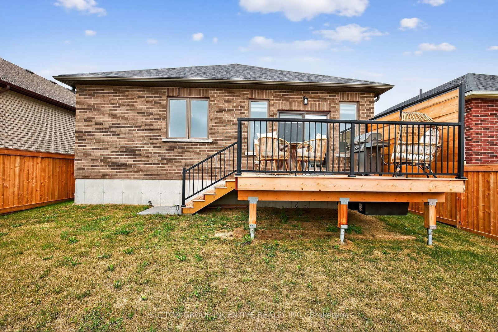 Listing Image 19
