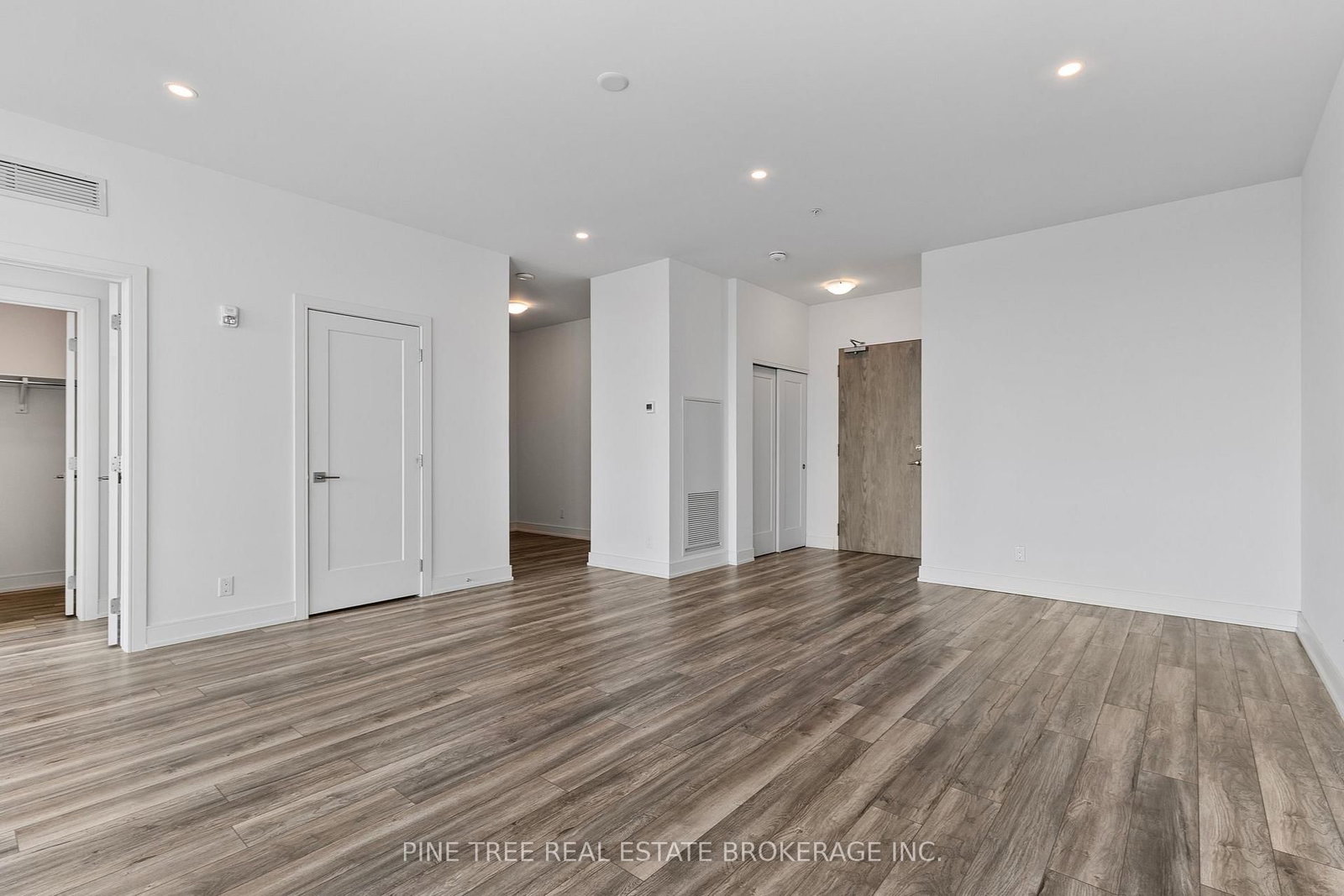 21 Matchedash Street S, Unit 105 - Photo 19