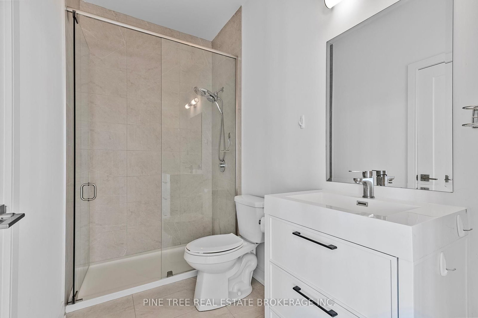 21 Matchedash Street S, Unit 105 - Photo 29