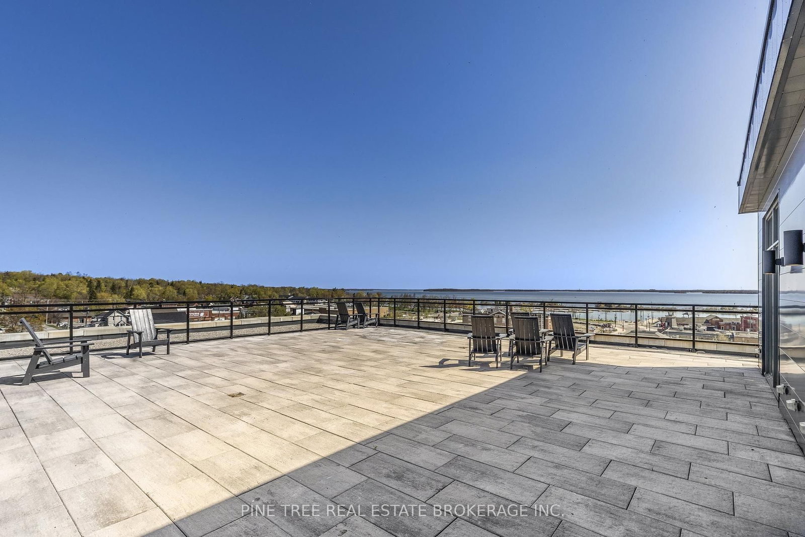 21 Matchedash Street S, Unit 105 - Photo 33