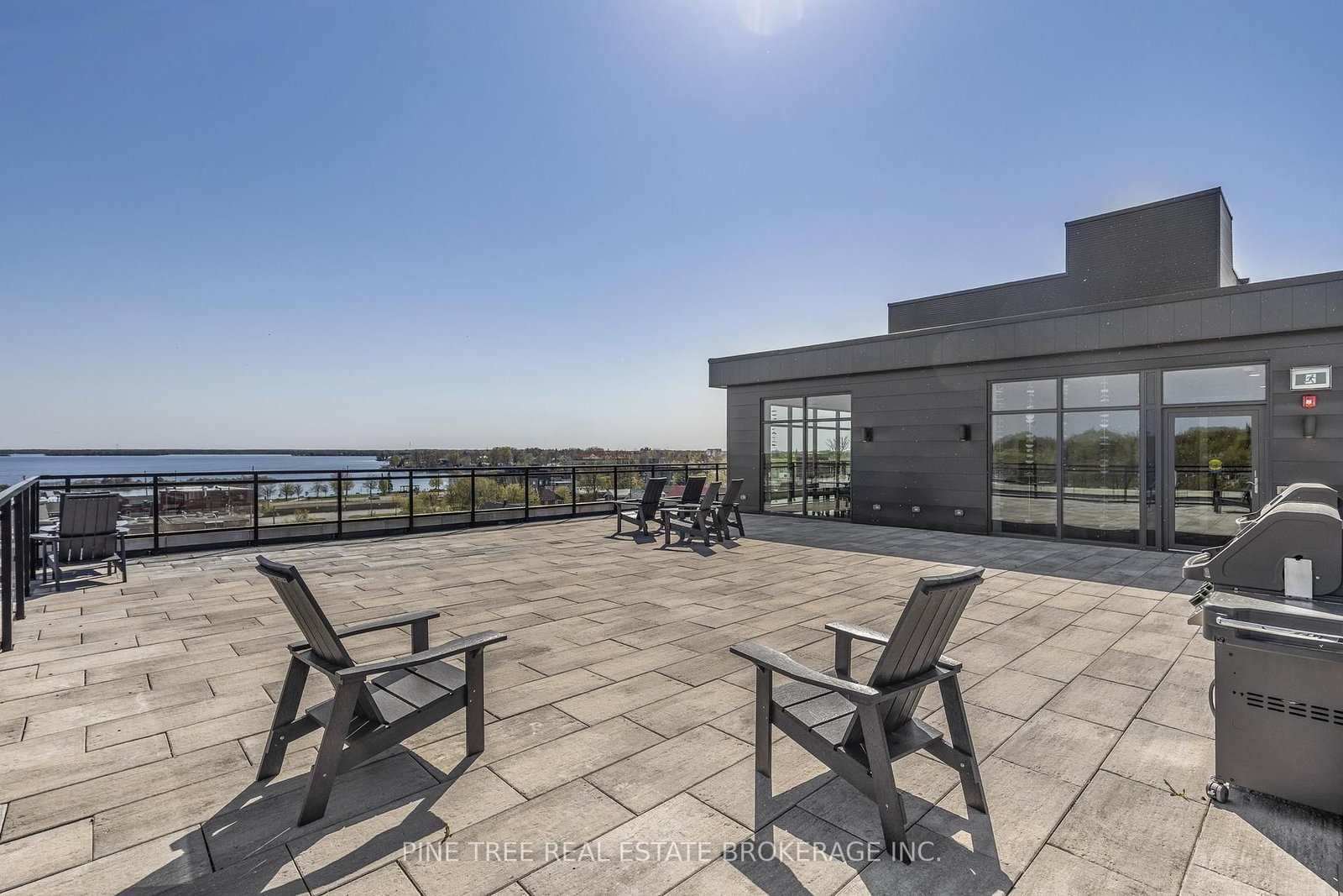 21 Matchedash Street S, Unit 105 - Photo 35