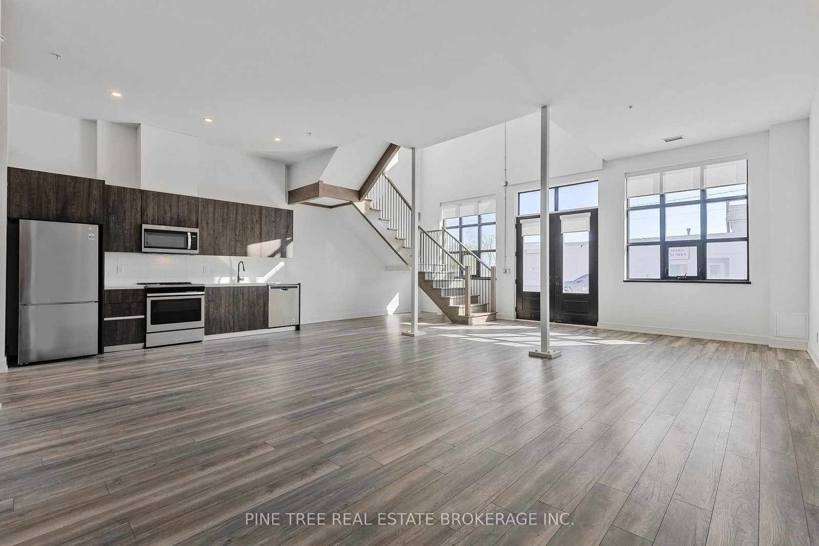 21 Matchedash Street S, Unit 105 - Photo 8