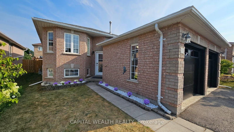 201 Hanmer St E, Barrie, L4M 6W7 | Image 2